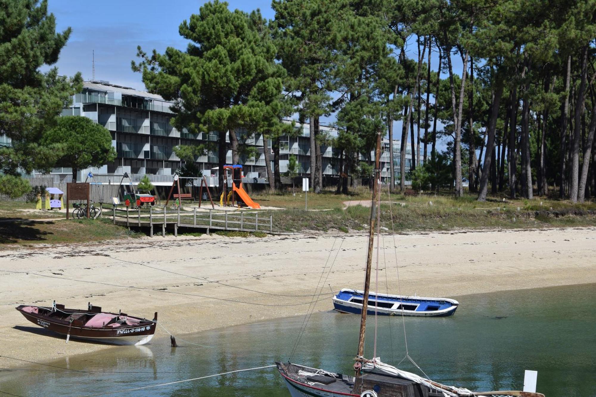 Apartamento De Mar Y Playa En Illa De Arousa Exteriör bild